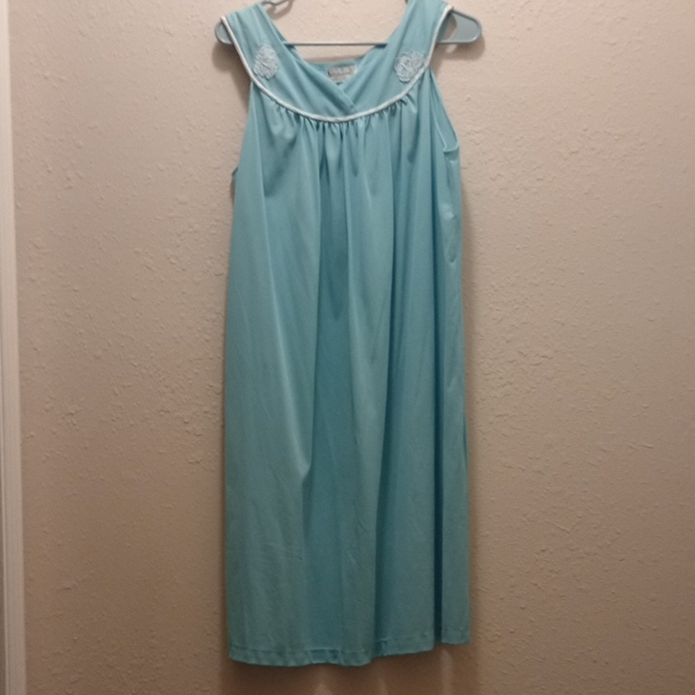 🌼 Vintage Aristocraft Sleeveless Blue Dress – Size L ‑Embroidered Chemise